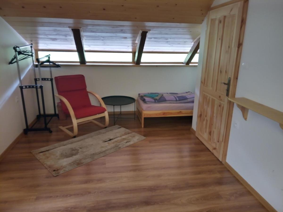 Zrebcin Mlyncok Appartement Slovenska Lupca Buitenkant foto