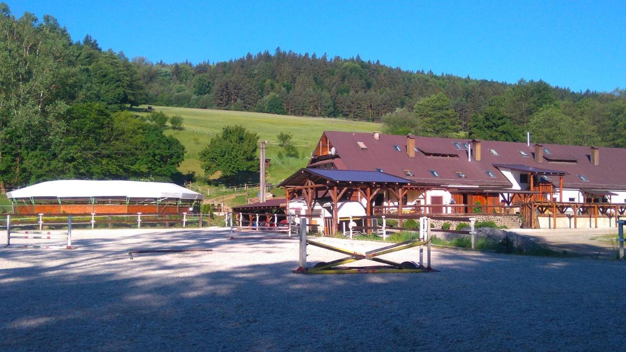 Zrebcin Mlyncok Appartement Slovenska Lupca Buitenkant foto